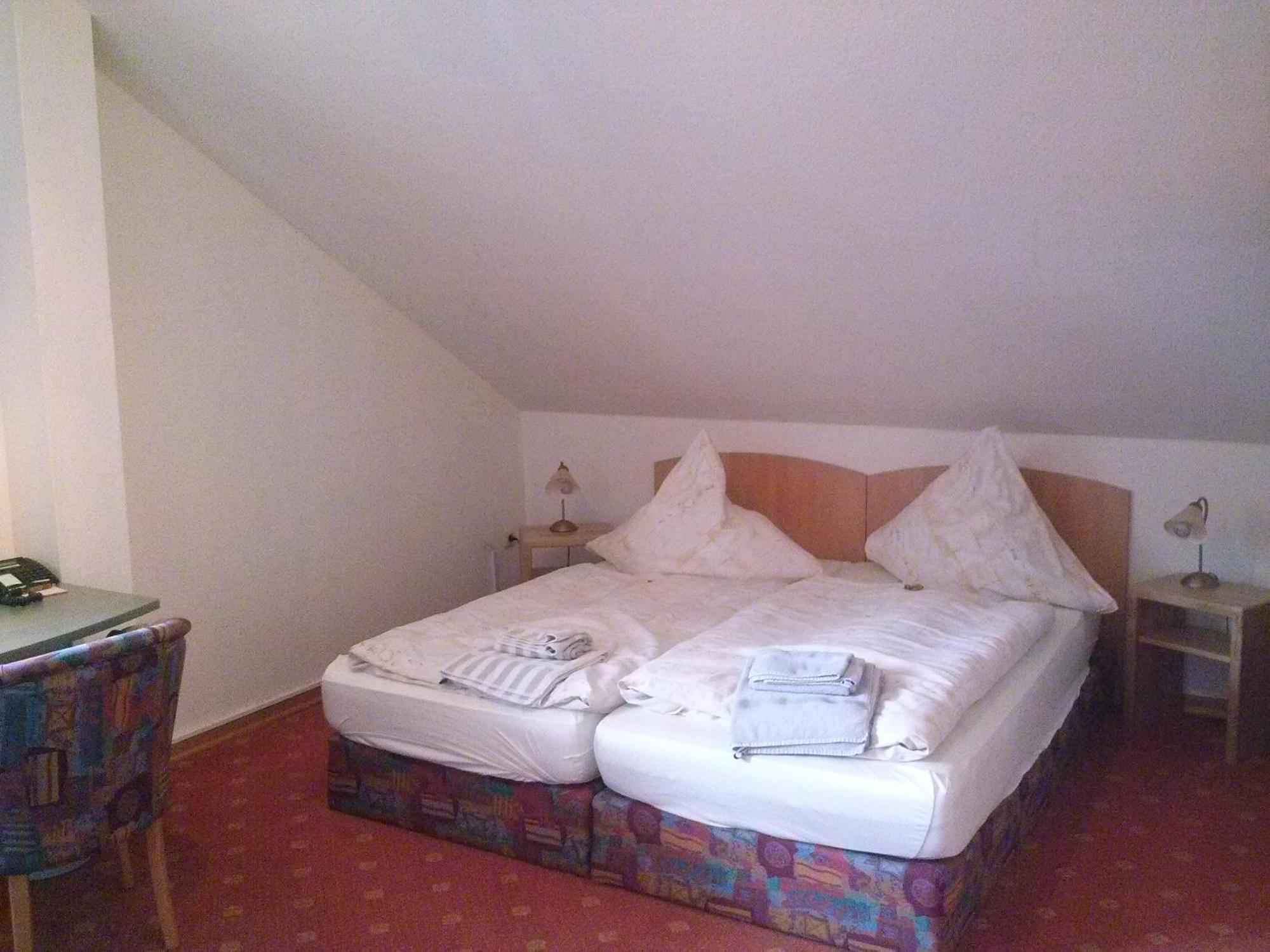 Hotel Garni Am Bowenberg Niederzissen Rum bild
